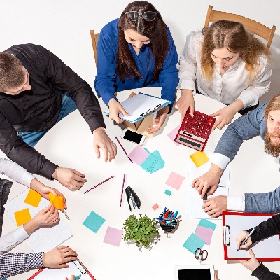 Background-enhanced-collaboration-box-screen-1