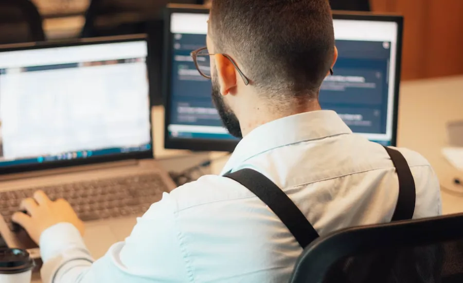 Monitoring blocked applications